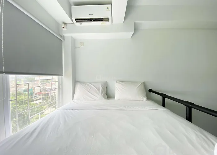 Simply Look Studio Room At Patraland Urbano Apartment By Travelio